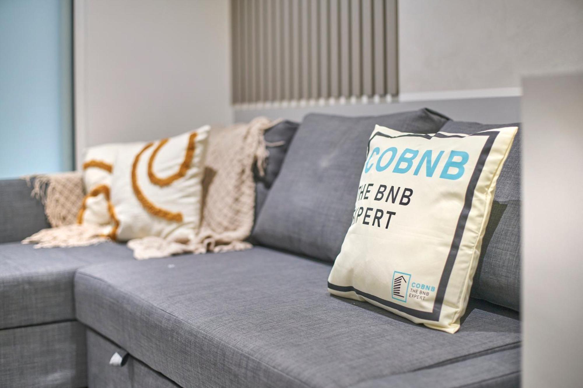 Quill Luxury By Cobnb Apartemen *
