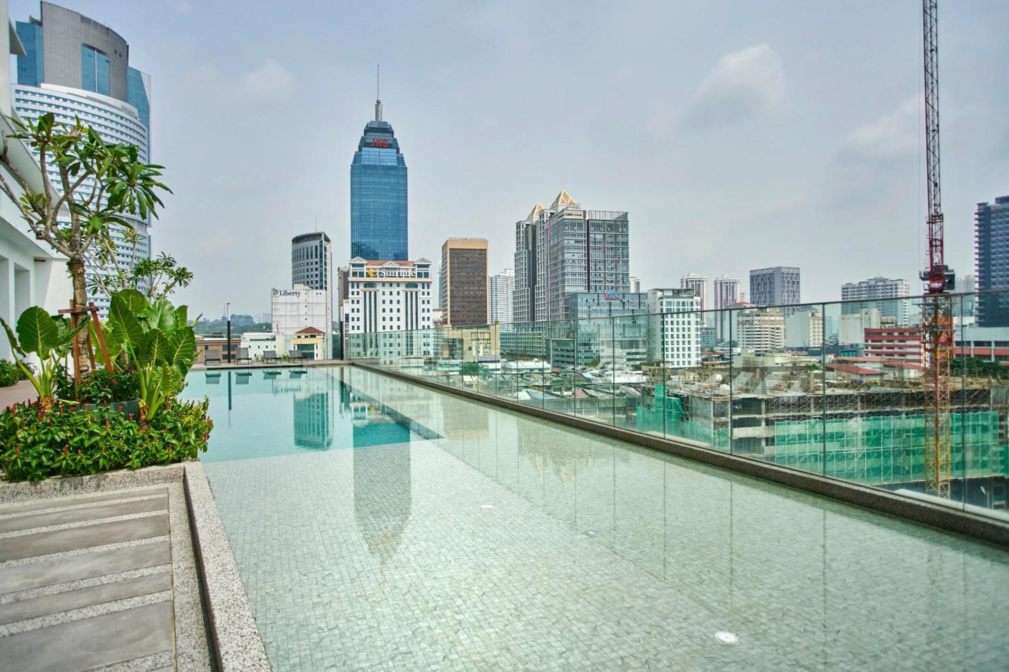 Quill Luxury By Cobnb